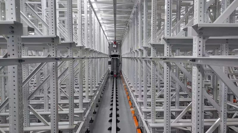 锂电池电动叉车：揭秘其批发报价背后的因素